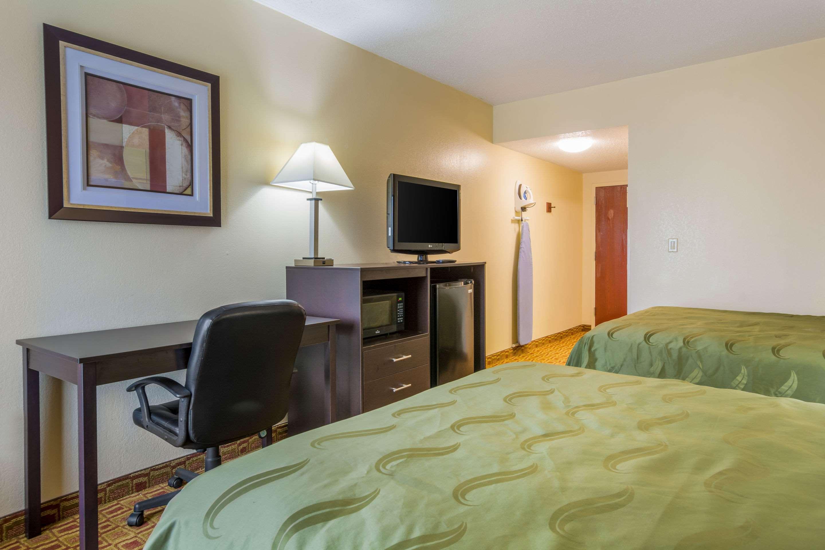 Quality Inn & Suites Sellersburg Luaran gambar