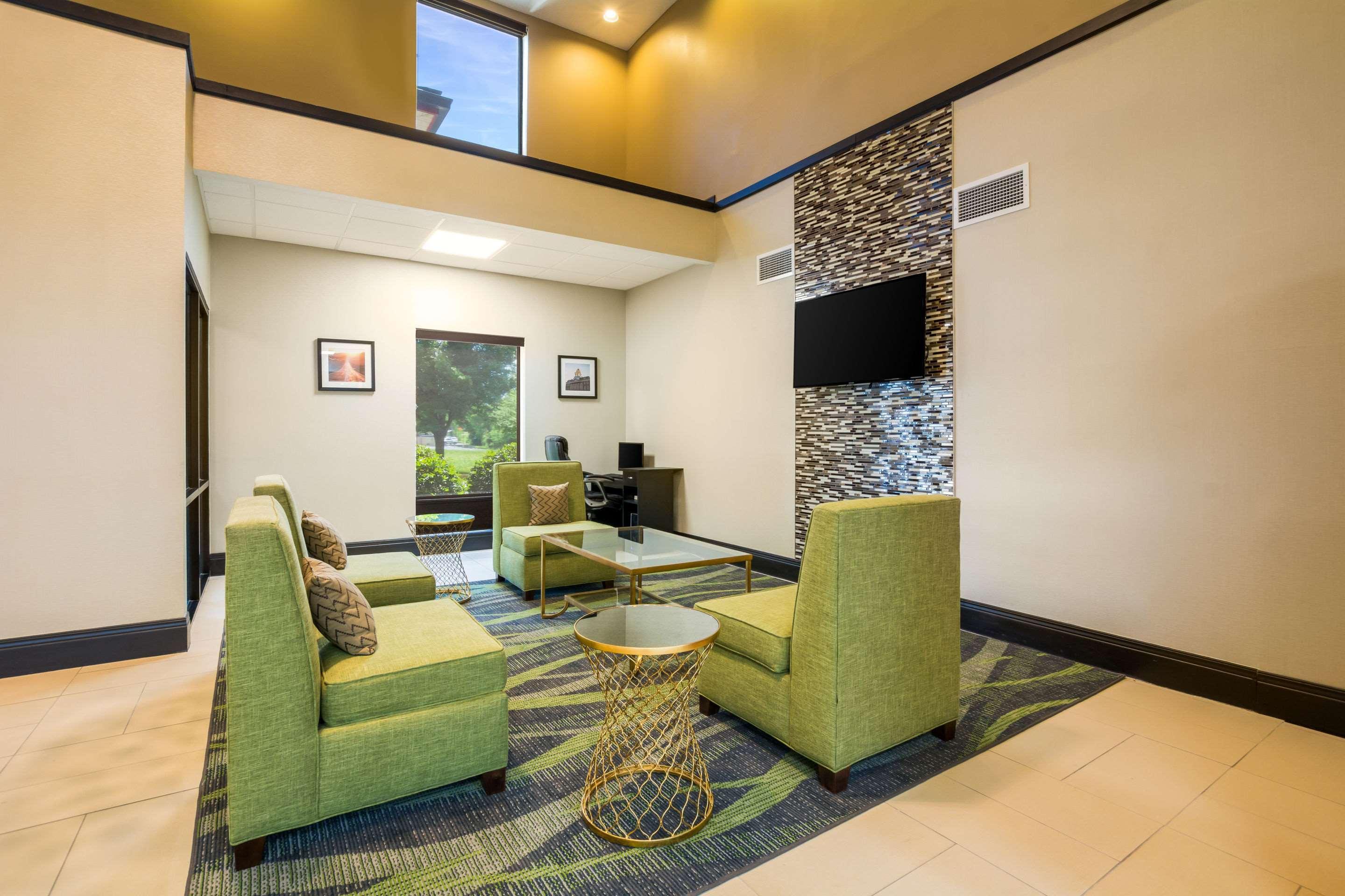 Quality Inn & Suites Sellersburg Luaran gambar