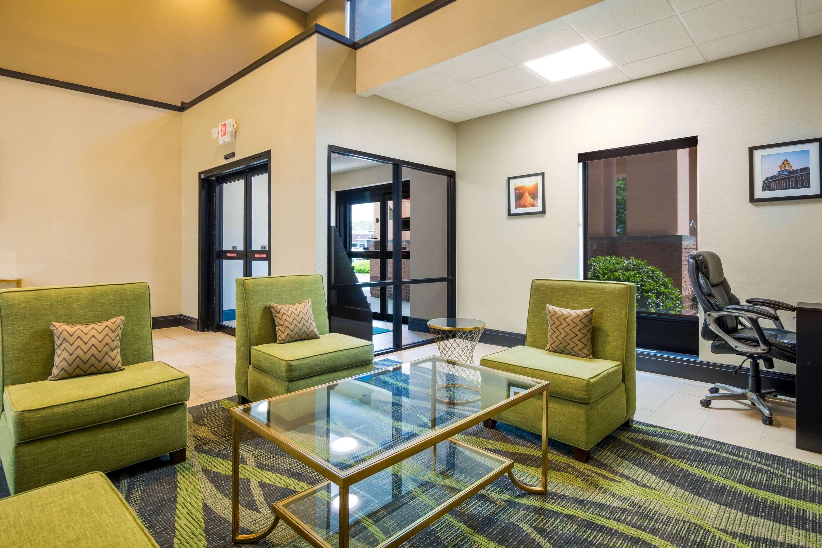 Quality Inn & Suites Sellersburg Luaran gambar