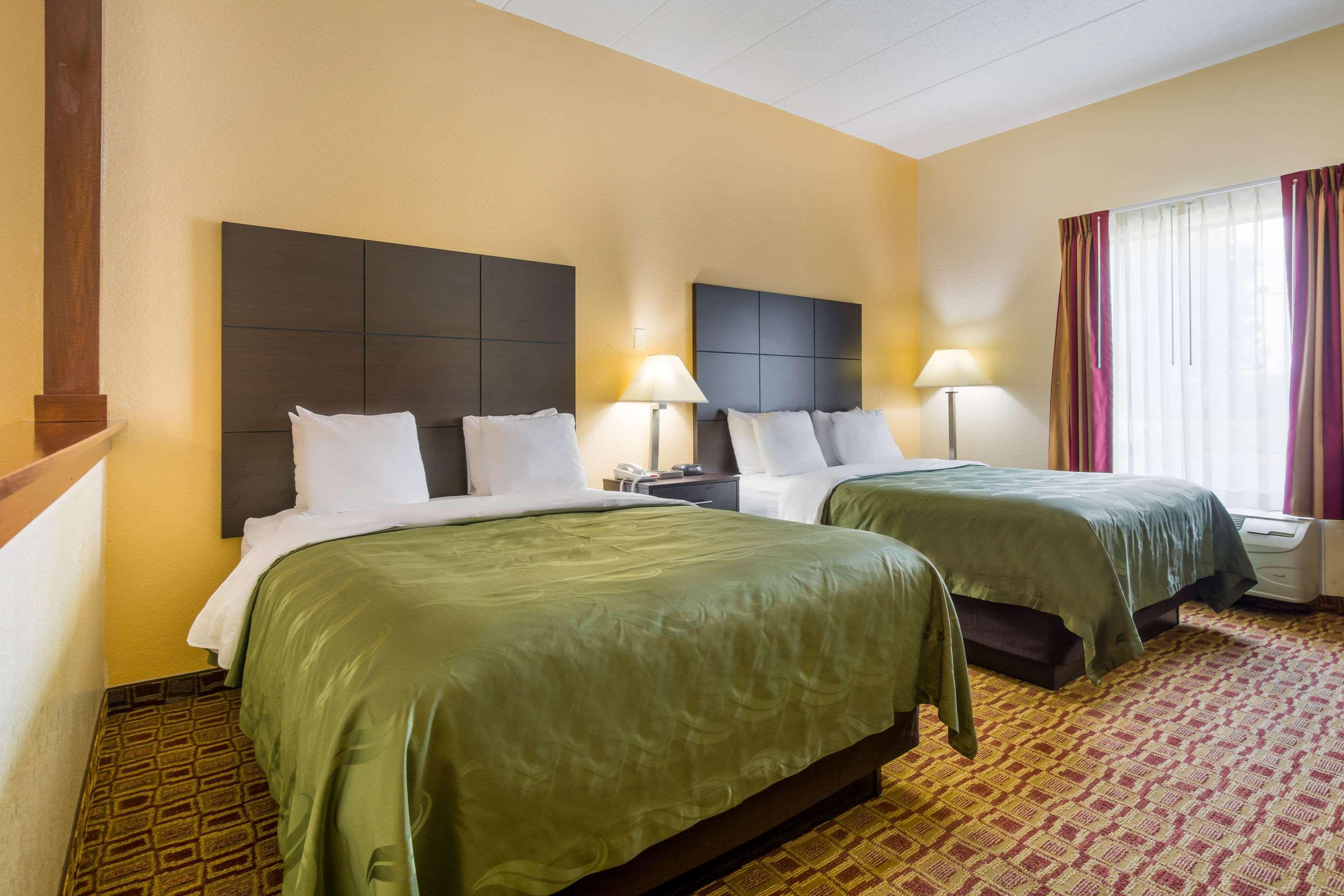 Quality Inn & Suites Sellersburg Luaran gambar