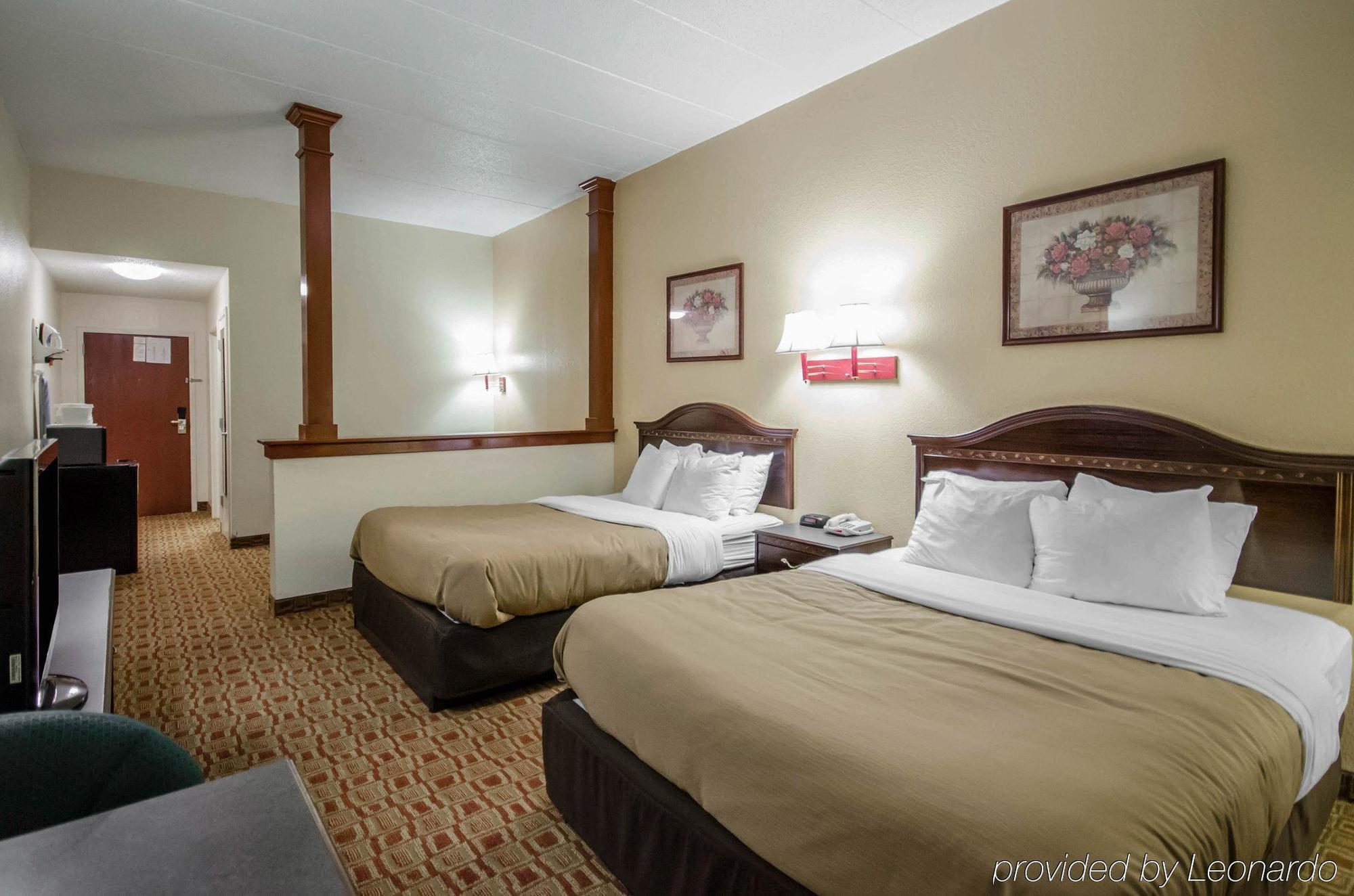 Quality Inn & Suites Sellersburg Luaran gambar