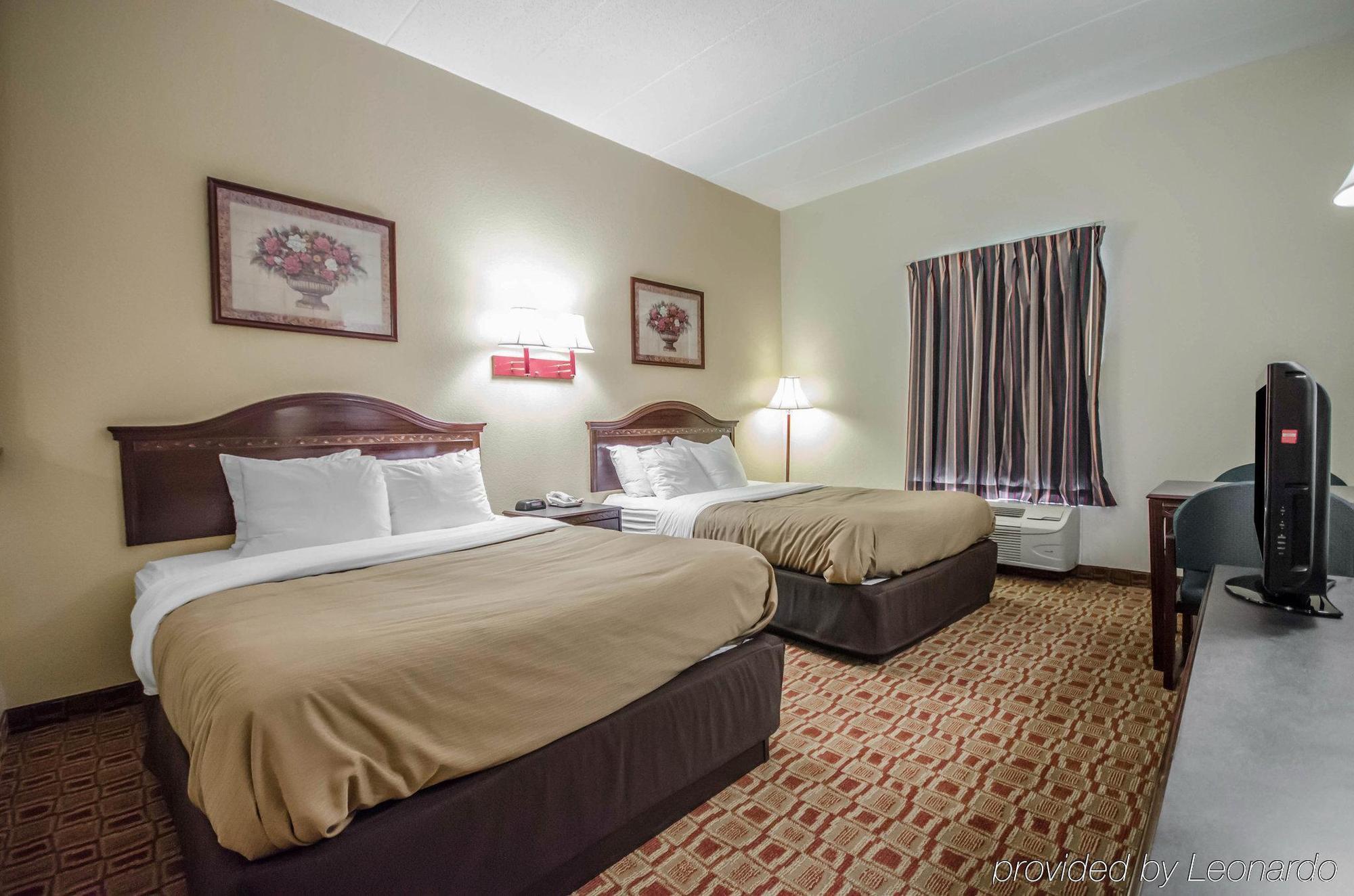Quality Inn & Suites Sellersburg Luaran gambar